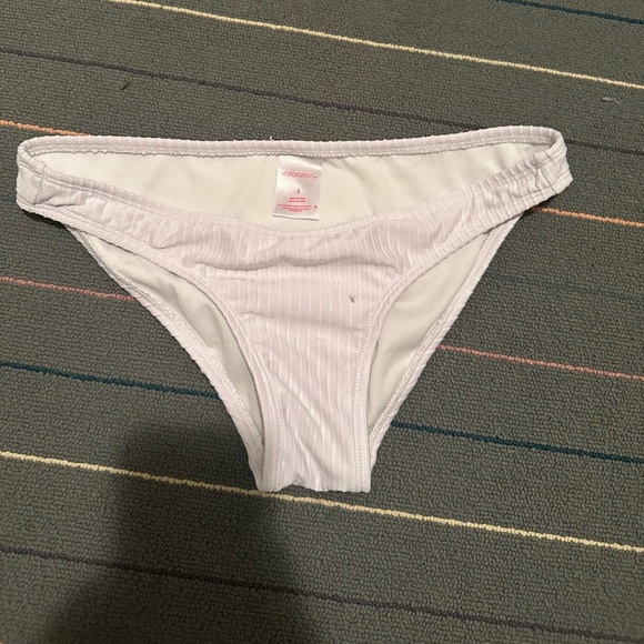 Target bikini bottoms size small - Picture 1 of 2